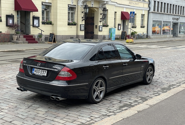Mercedes-Benz E 63 AMG