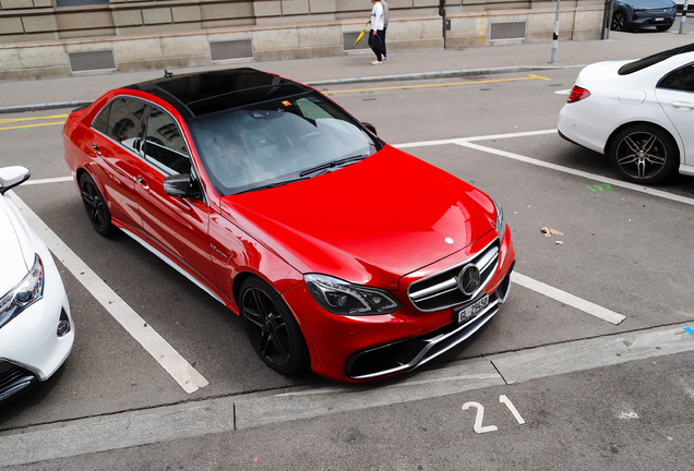 Mercedes-Benz E 63 AMG S W212