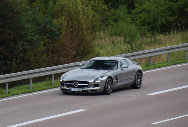 Mercedes-Benz SLS AMG