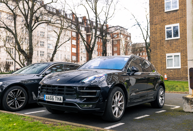 Porsche 95B Macan Turbo