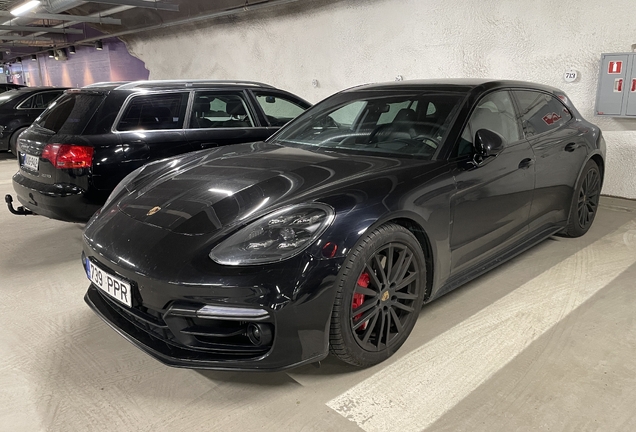 Porsche 971 Panamera GTS Sport Turismo