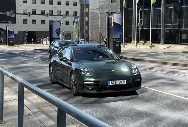 Porsche 971 Panamera Turbo Sport Turismo