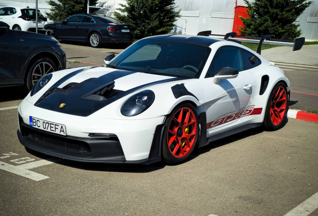 Porsche 992 GT3 RS MkI Weissach Package