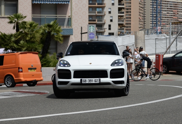 Porsche Cayenne Coupé Turbo S E-Hybrid