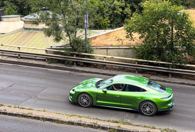 Porsche Taycan Turbo