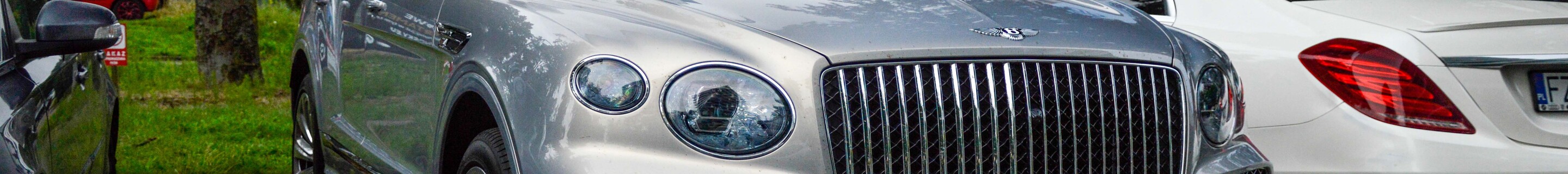 Bentley Bentayga Azure 2024