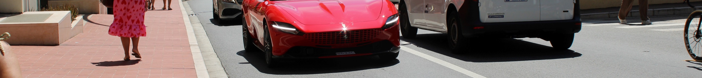 Ferrari Roma Spider