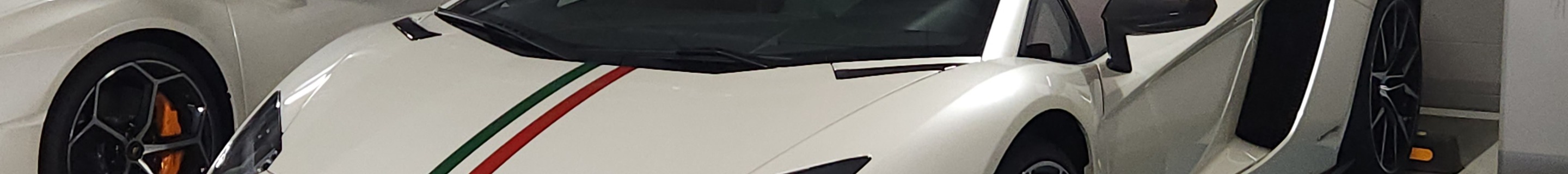Lamborghini Aventador S LP740-4