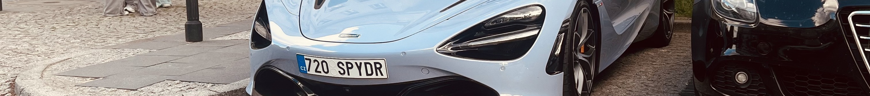 McLaren 720S Spider
