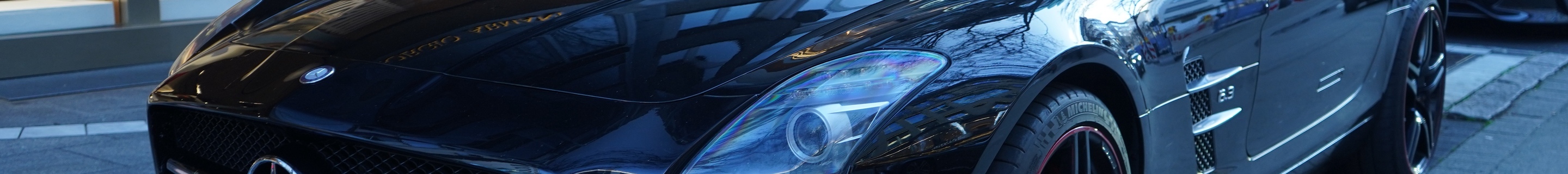 Mercedes-Benz SLS AMG