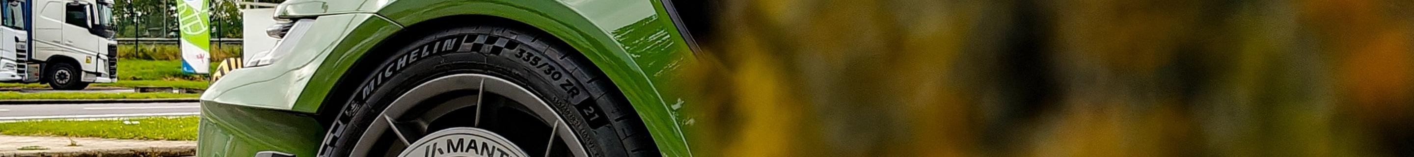 Porsche 992 GT3 RS MkI Weissach Package Manthey Racing