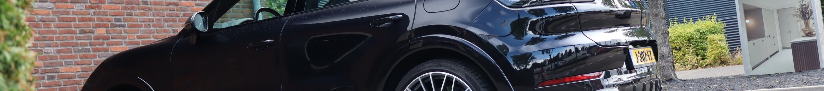 Porsche Cayenne Coupé Turbo S E-Hybrid