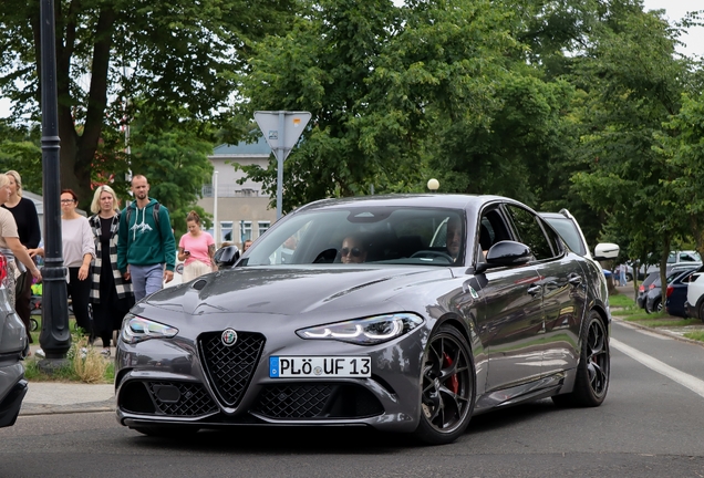 Alfa Romeo Giulia Quadrifoglio 2023