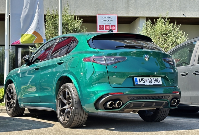 Alfa Romeo Stelvio Quadrifoglio 2023