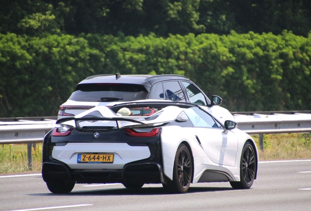 BMW i8 Roadster
