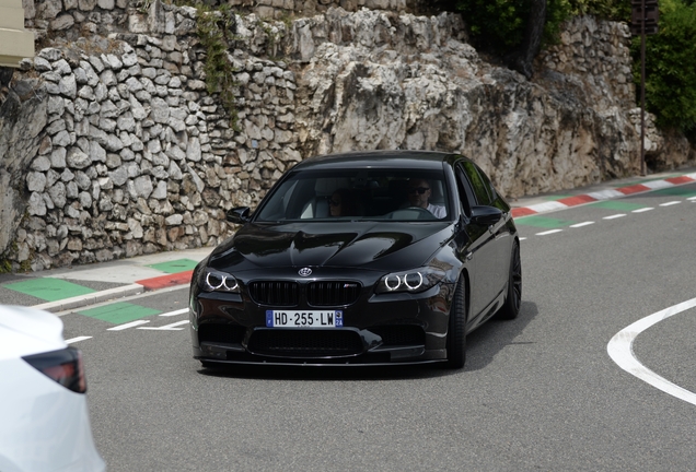 BMW M5 F10 2011