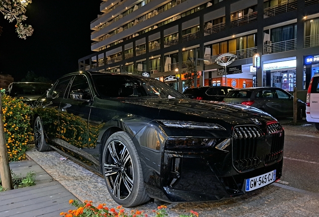 BMW M760e xDrive