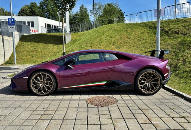 Lamborghini Huracán LP640-4 Performante