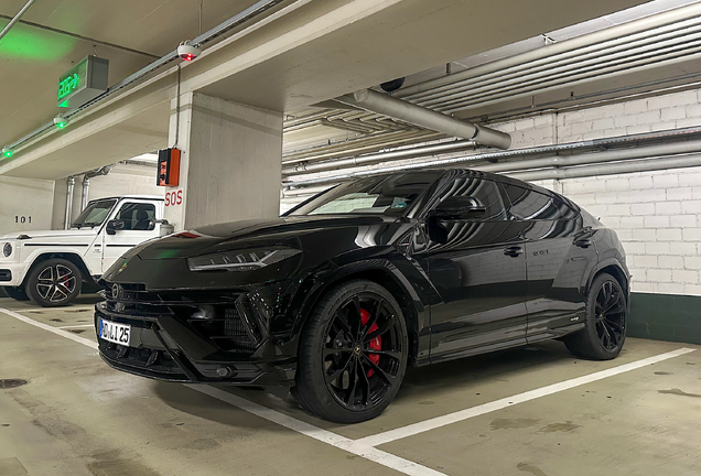 Lamborghini Urus S