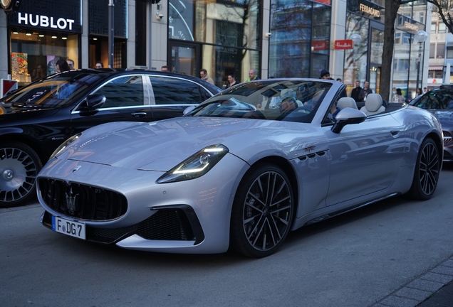 Maserati GranCabrio Trofeo