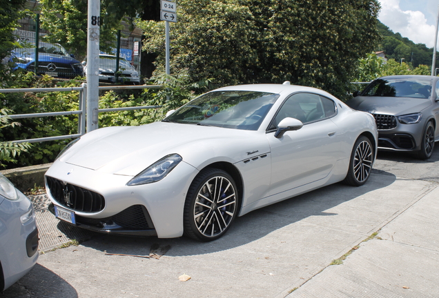 Maserati GranTurismo Modena 2023