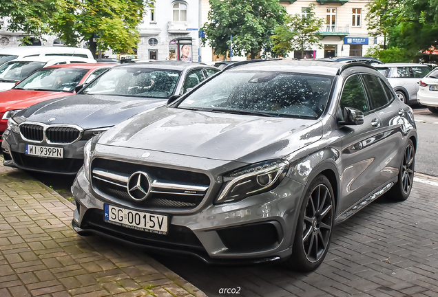 Mercedes-AMG GLA 45 X156
