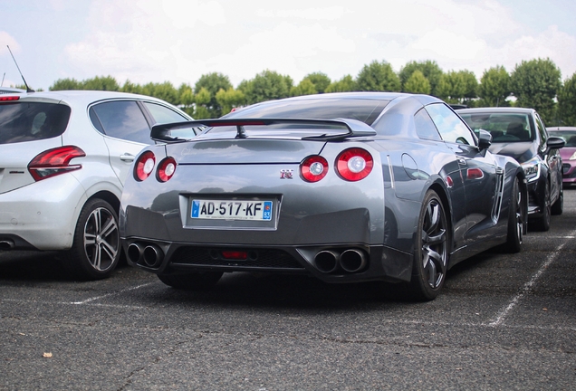 Nissan GT-R