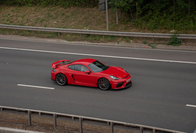 Porsche 718 Cayman GT4