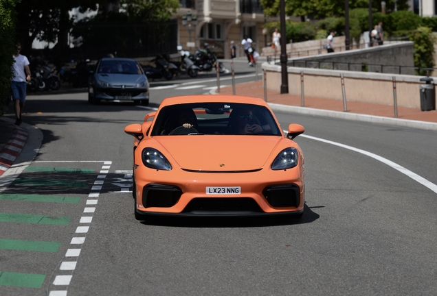 Porsche 718 Cayman GT4