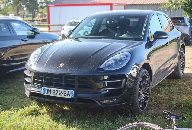 Porsche 95B Macan Turbo