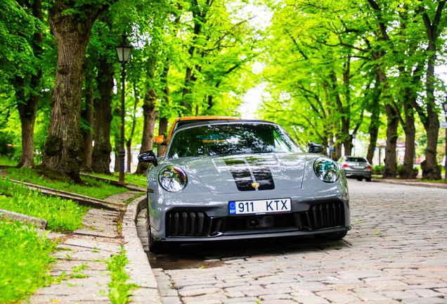 Porsche 992 Carrera 4 GTS Cabriolet MkII