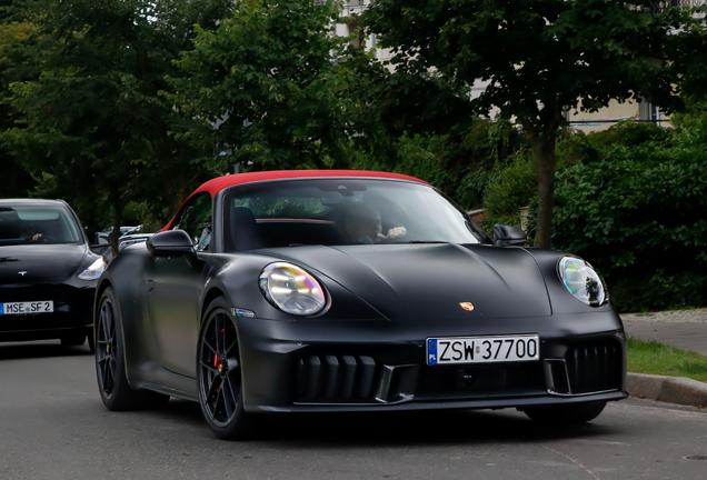 Porsche 992 Carrera 4 GTS Cabriolet MkII