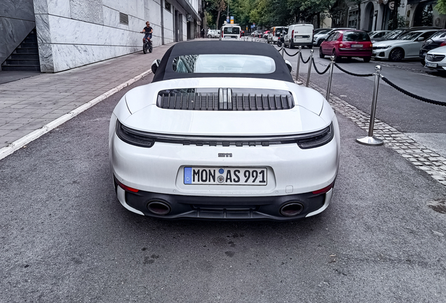 Porsche 992 Carrera 4S Cabriolet MkI