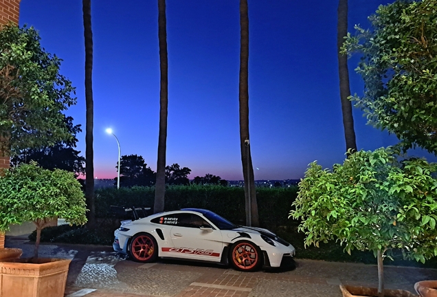 Porsche 992 GT3 RS Weissach Package