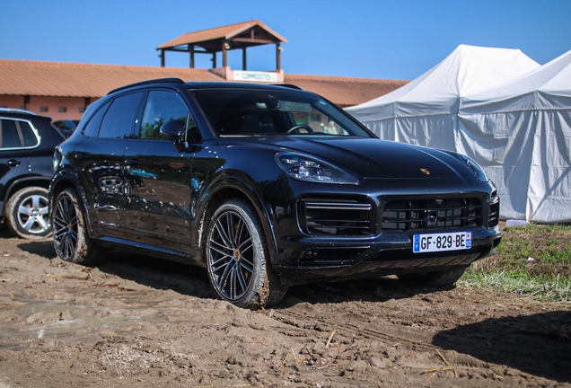 Porsche Cayenne Turbo S E-Hybrid