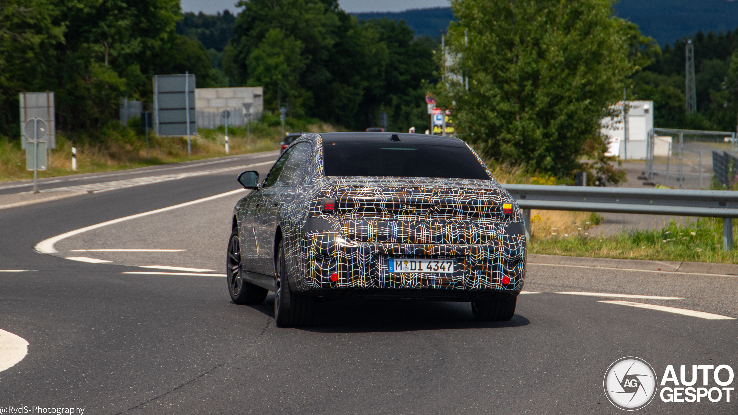 BMW 7 Series G70 2026