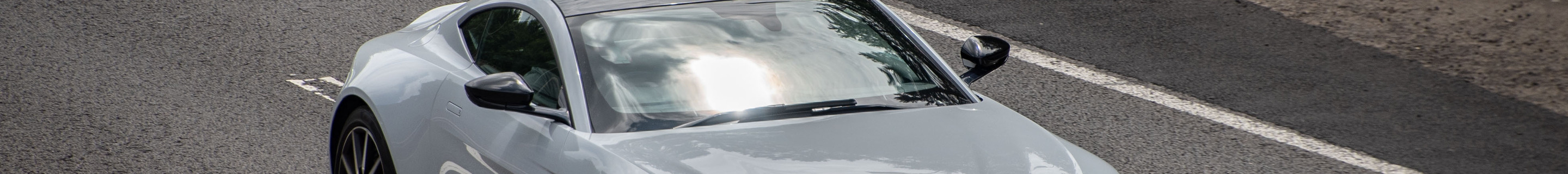 Aston Martin V8 Vantage 2018