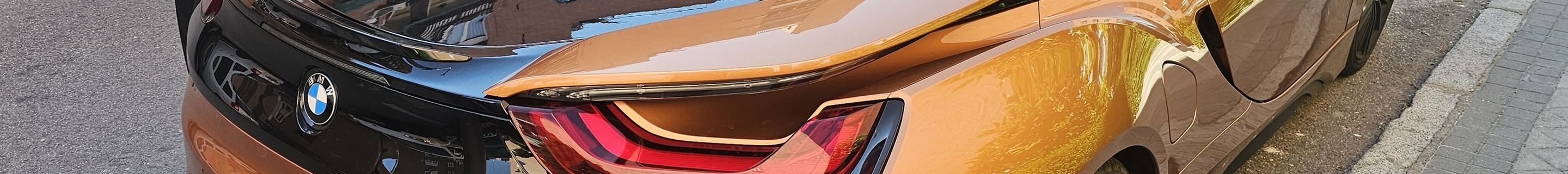 BMW i8 Roadster First Edition