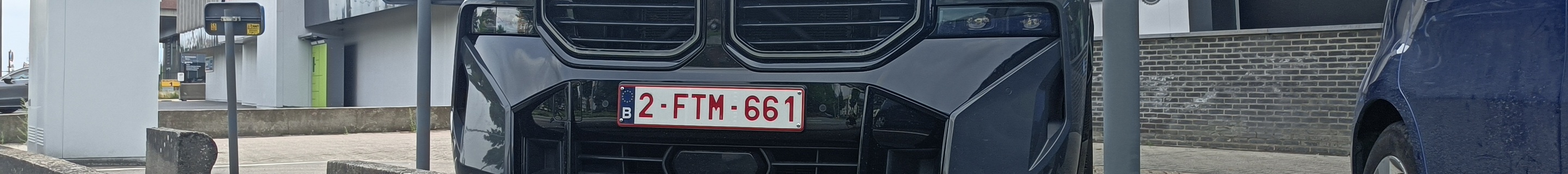BMW XM G09