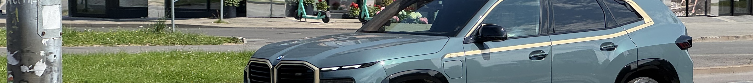 BMW XM G09