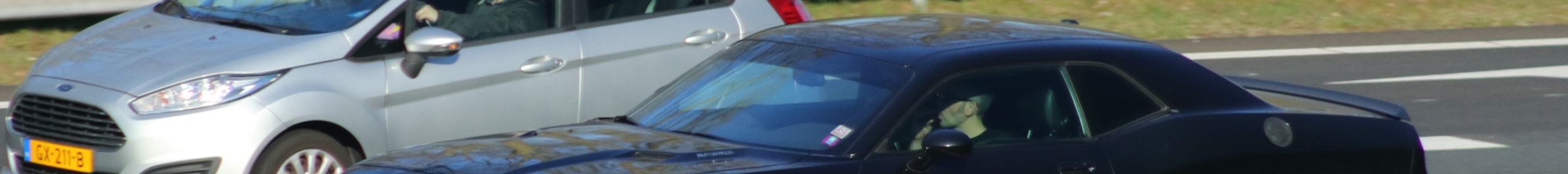 Dodge Challenger SRT-8