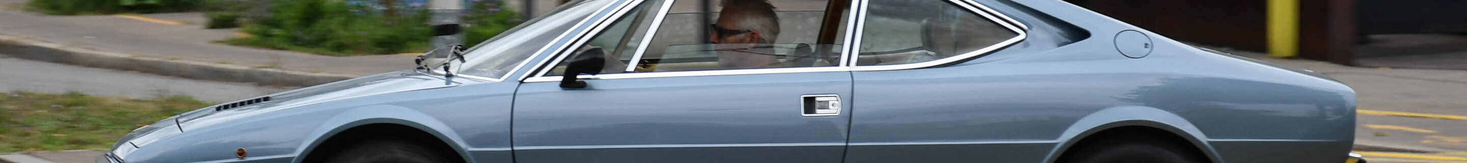 Ferrari Dino 308 GT4