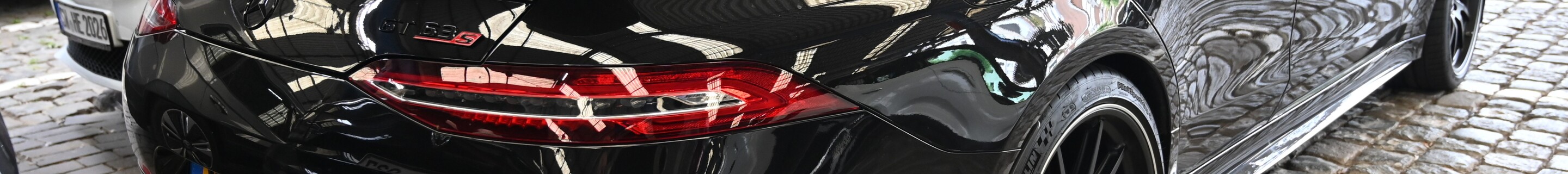 Mercedes-AMG GT 63 S X290