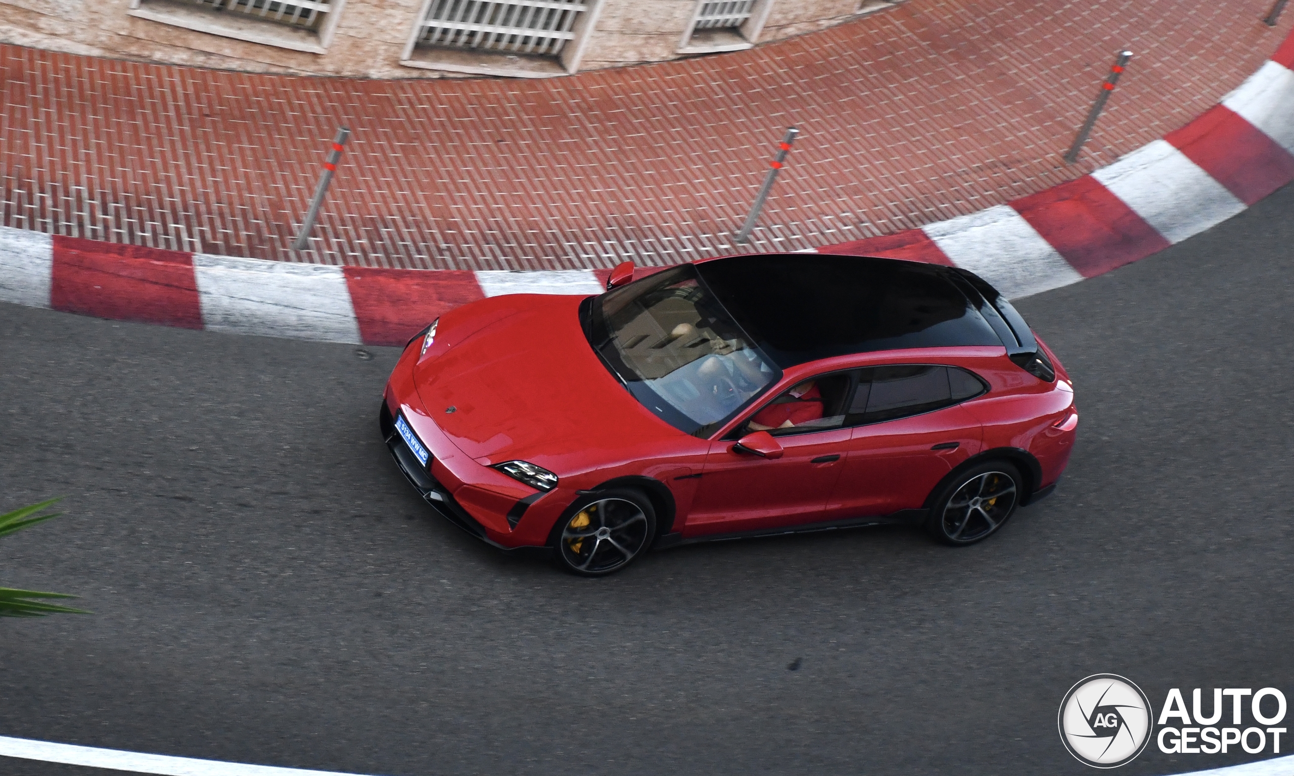 Porsche Taycan Turbo S Cross Turismo MkII