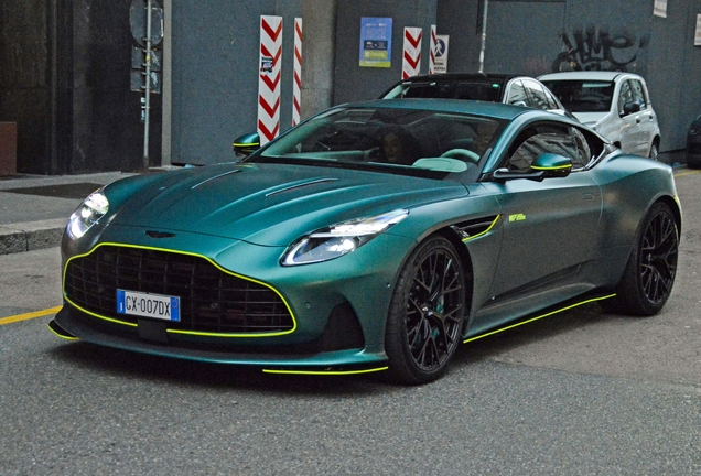 Aston Martin DB12