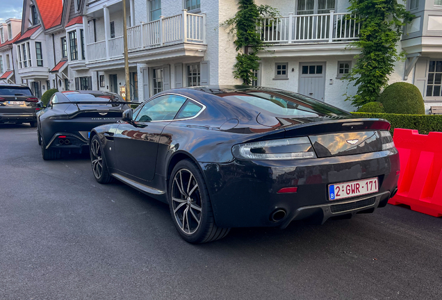 Aston Martin V8 Vantage