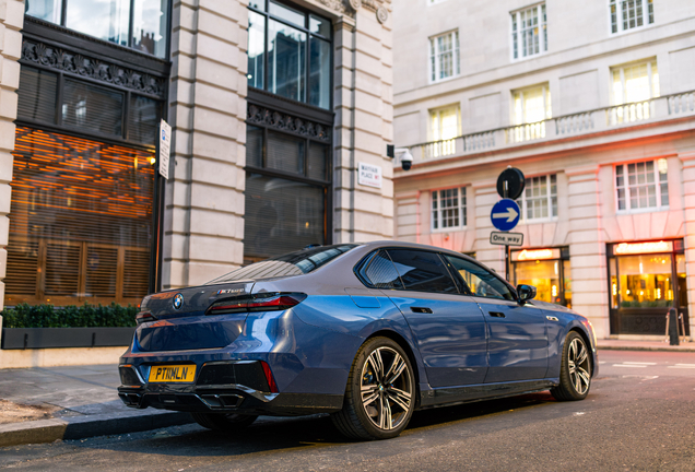 BMW M760e xDrive