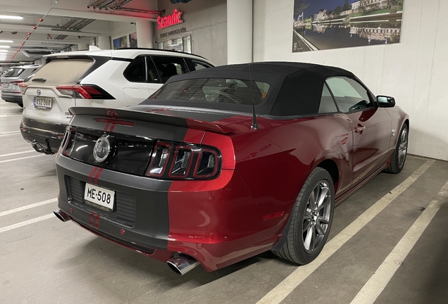 Ford Mustang GT Convertible 2013