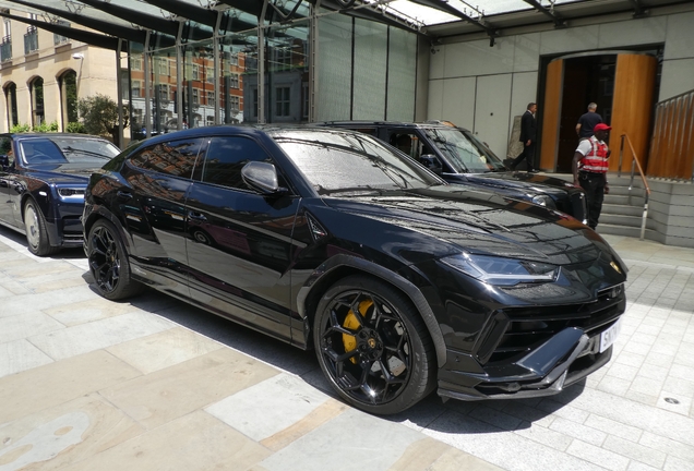 Lamborghini Urus Performante