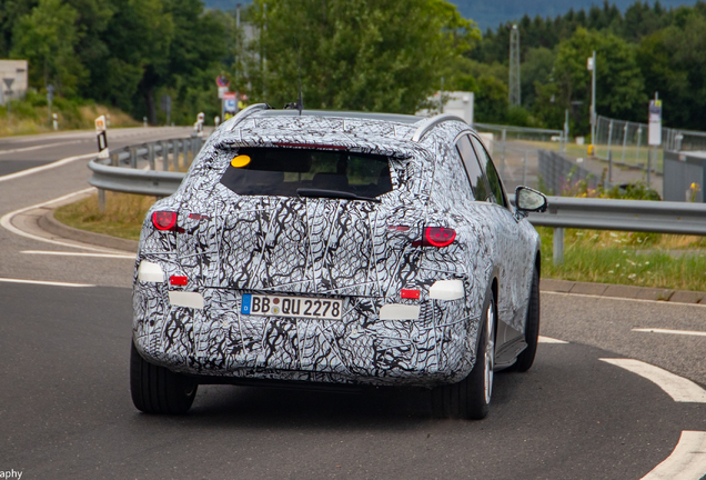 Mercedes-Benz EQC SUV 2025